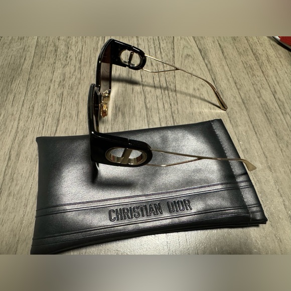 Christian Dior 30 Montaigne SU oversized sunglasses - Picture 5 of 12